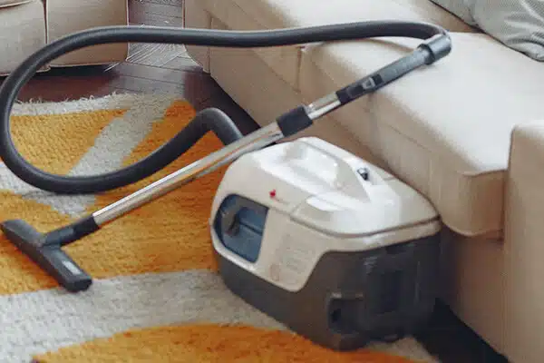 Tips for Removing Grease, Wax, and Blood, from Your Carpets